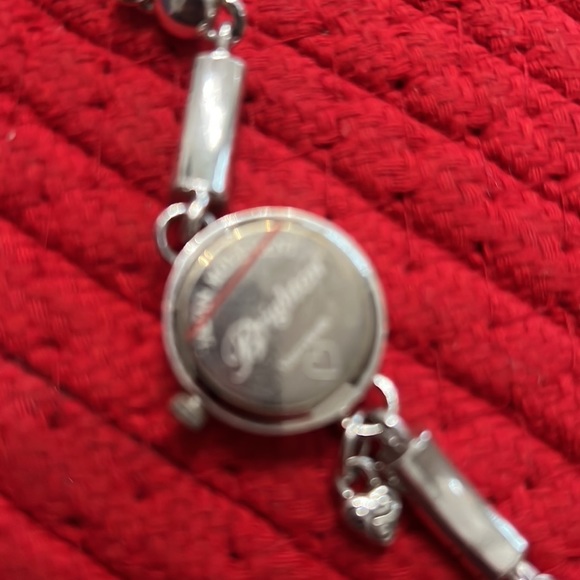 Dressy Brighton watch bracelet with heart charm. Excellent catch - Picture 3 of 5